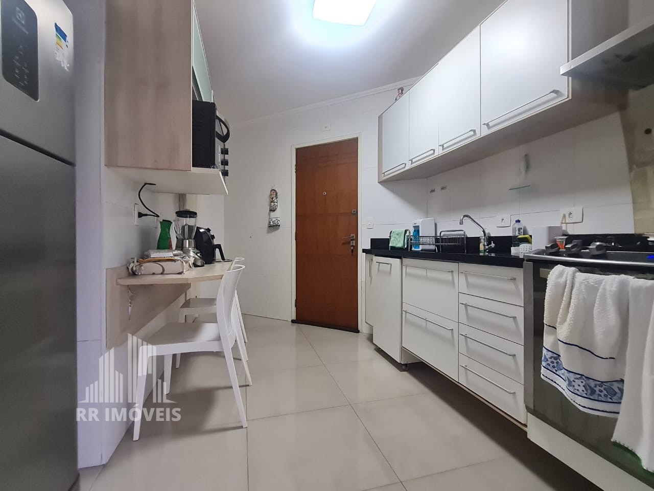 Apartamento à venda com 3 quartos, 130m² - Foto 12