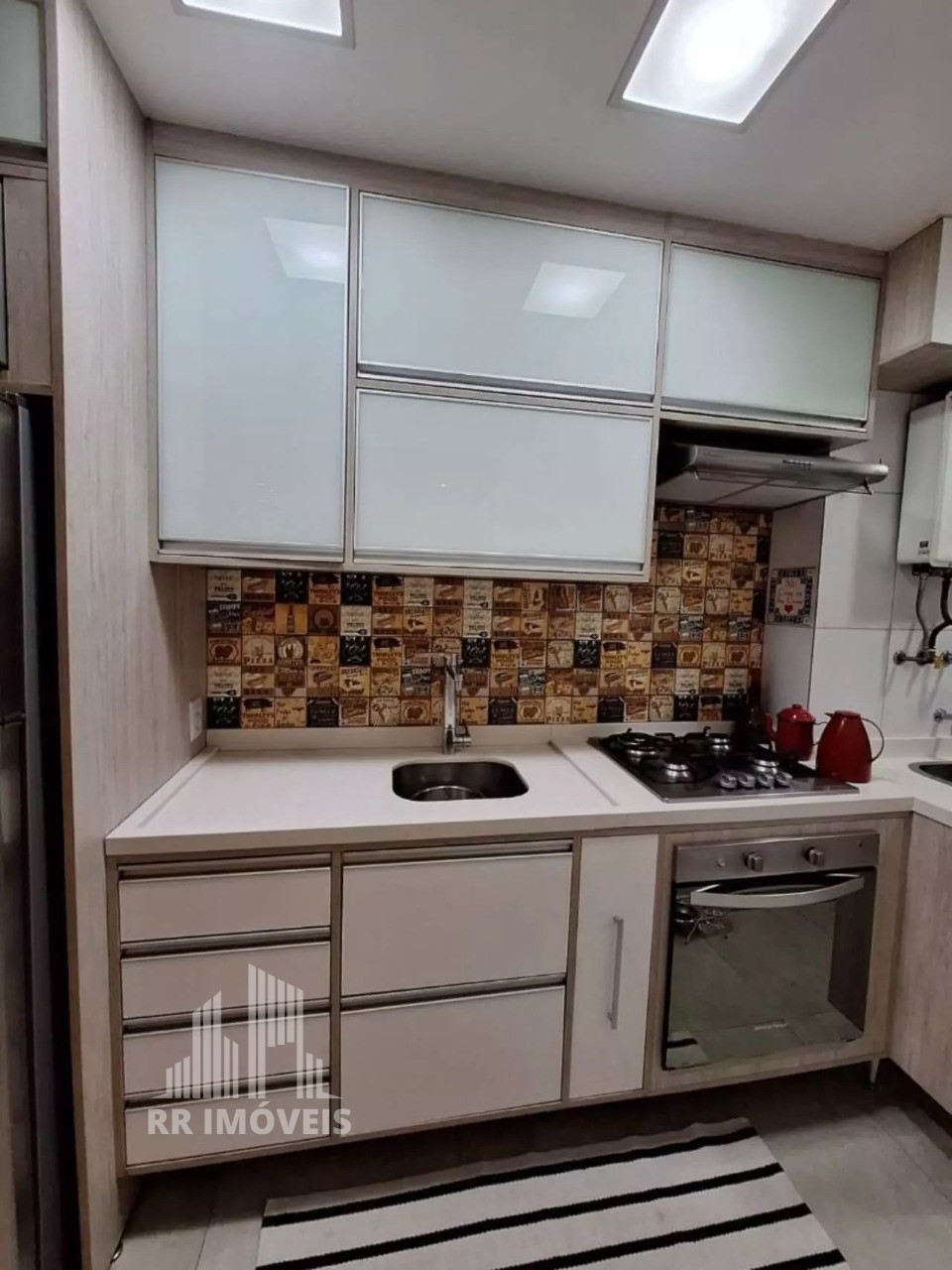 Apartamento à venda com 2 quartos, 57m² - Foto 3