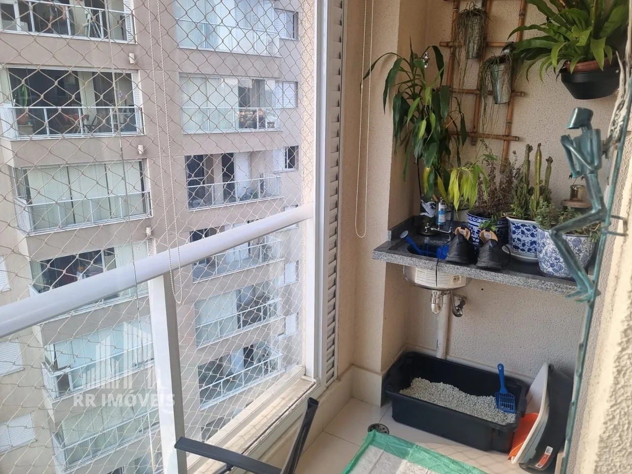 Apartamento à venda com 2 quartos, 62m² - Foto 2