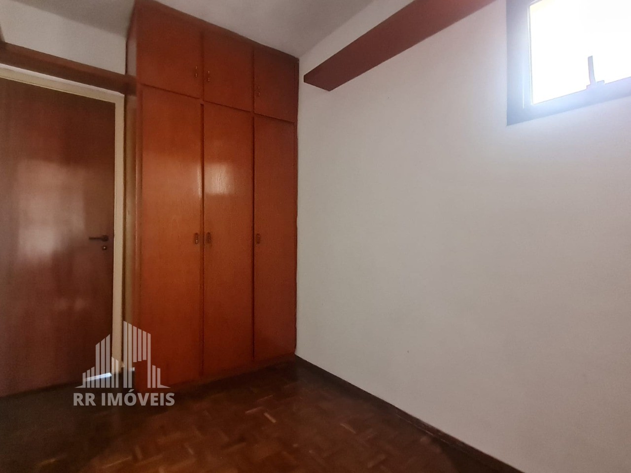 Apartamento à venda com 3 quartos, 130m² - Foto 25