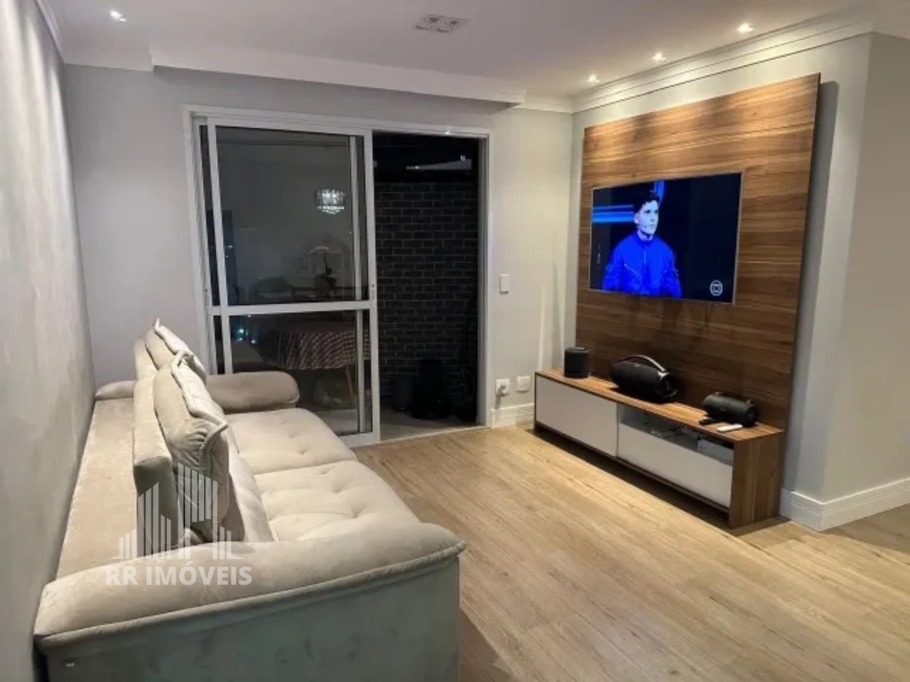 Apartamento à venda com 3 quartos, 87m² - Foto 1