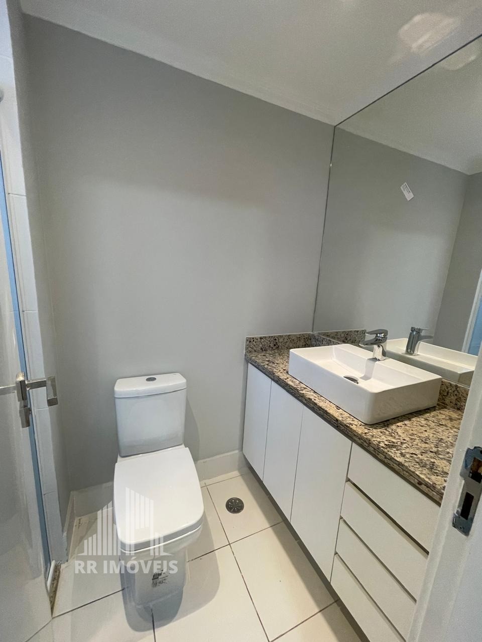 Apartamento à venda com 2 quartos, 66m² - Foto 16