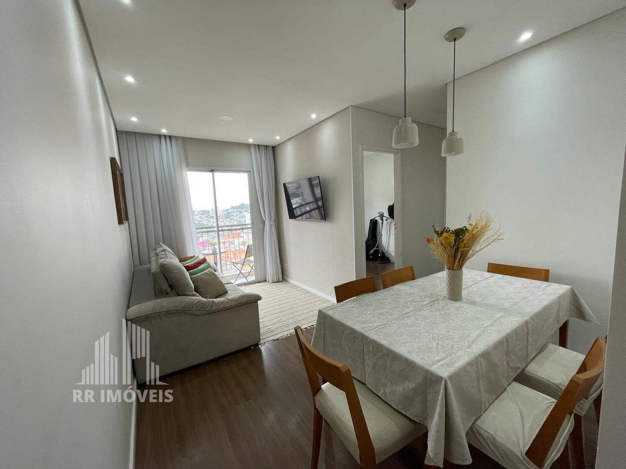 Apartamento à venda com 2 quartos, 56m² - Foto 1