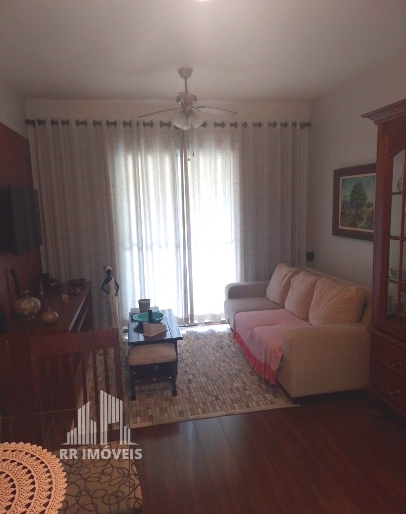 Apartamento à venda com 3 quartos, 85m² - Foto 1