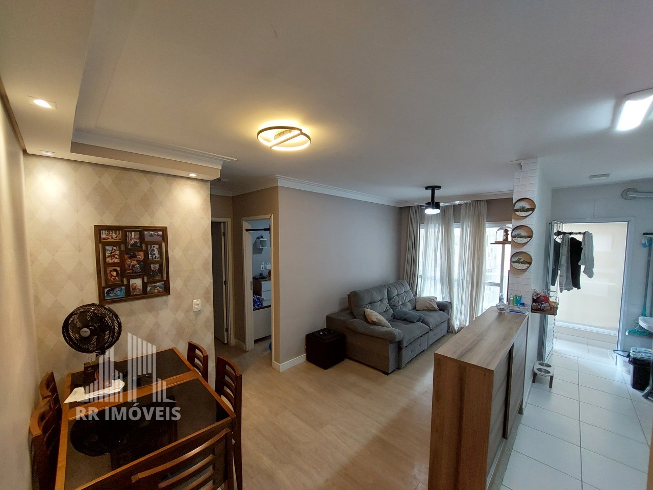 Apartamento à venda com 2 quartos, 62m² - Foto 1