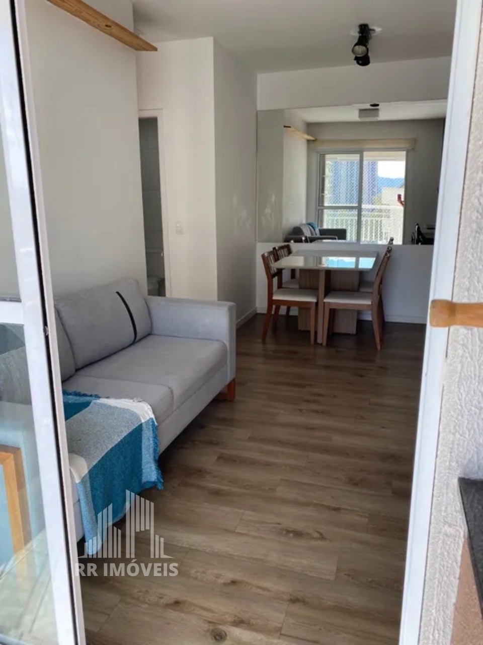 Apartamento para alugar com 2 quartos, 63m² - Foto 5