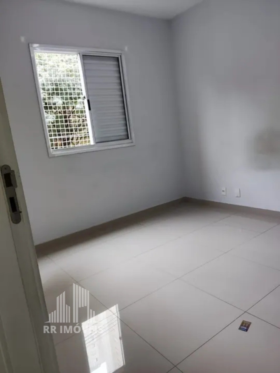 Apartamento à venda com 2 quartos, 51m² - Foto 11