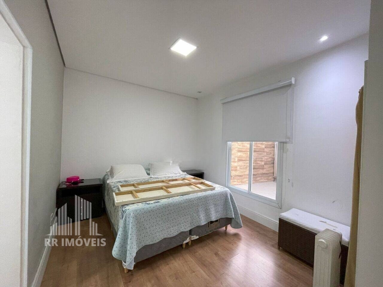 Casa de Condomínio à venda com 4 quartos, 200m² - Foto 12