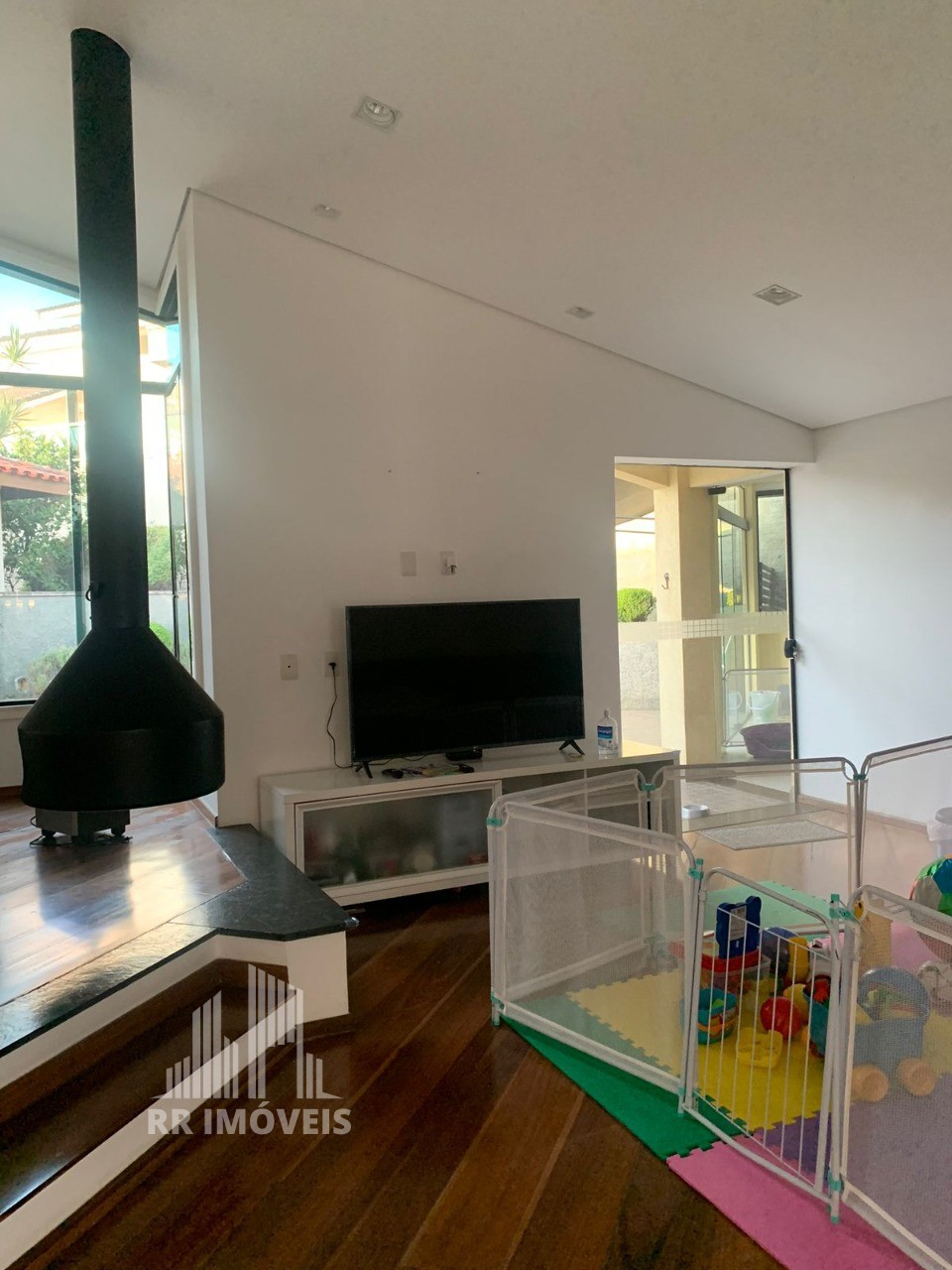 Casa à venda com 4 quartos, 389m² - Foto 13