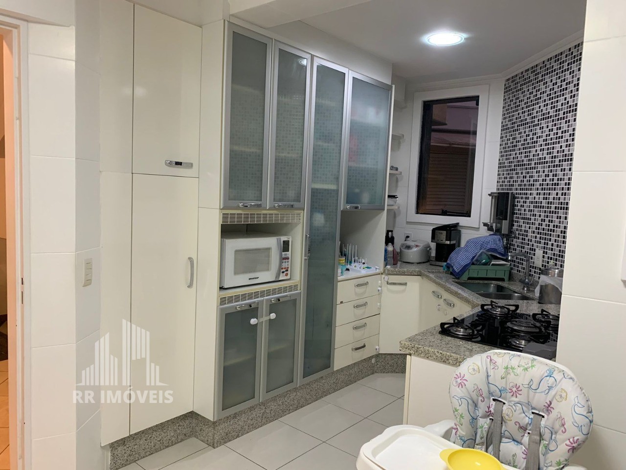 Casa à venda com 4 quartos, 389m² - Foto 8