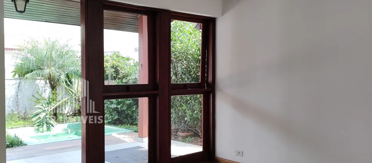 Casa à venda com 4 quartos, 320m² - Foto 10