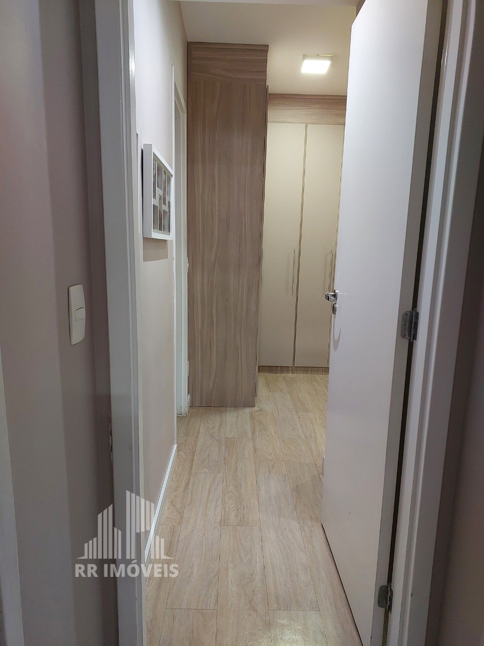 Apartamento à venda com 2 quartos, 62m² - Foto 10