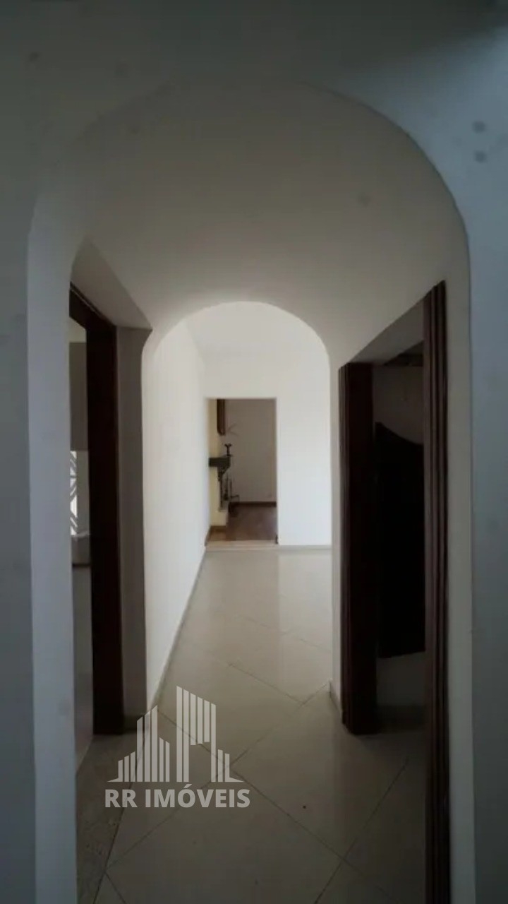 Casa à venda com 4 quartos, 320m² - Foto 5