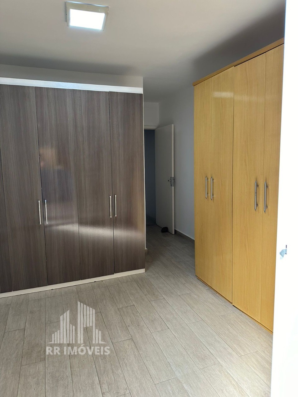 Casa à venda com 2 quartos, 120m² - Foto 6