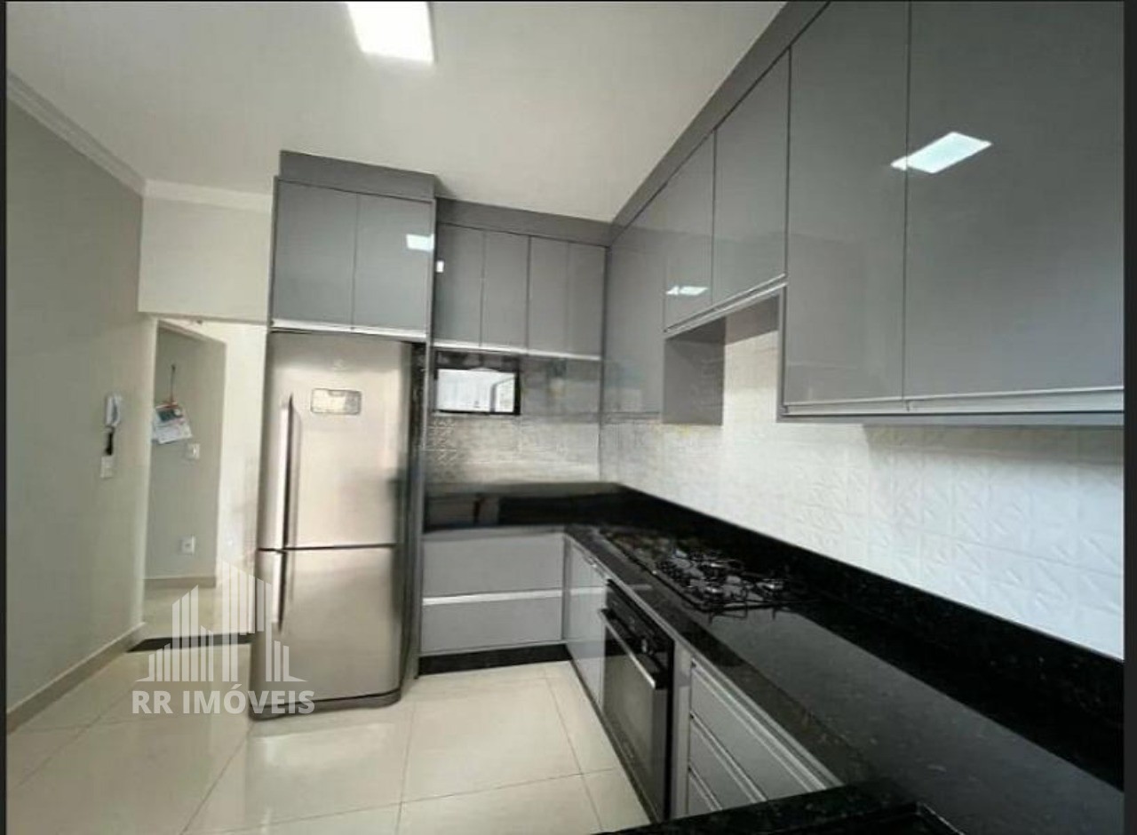 Casa à venda com 3 quartos, 160m² - Foto 2