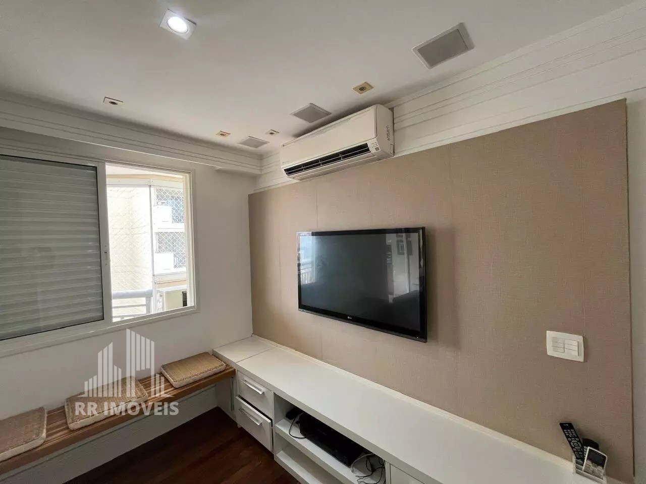 Apartamento à venda com 3 quartos, 122m² - Foto 3