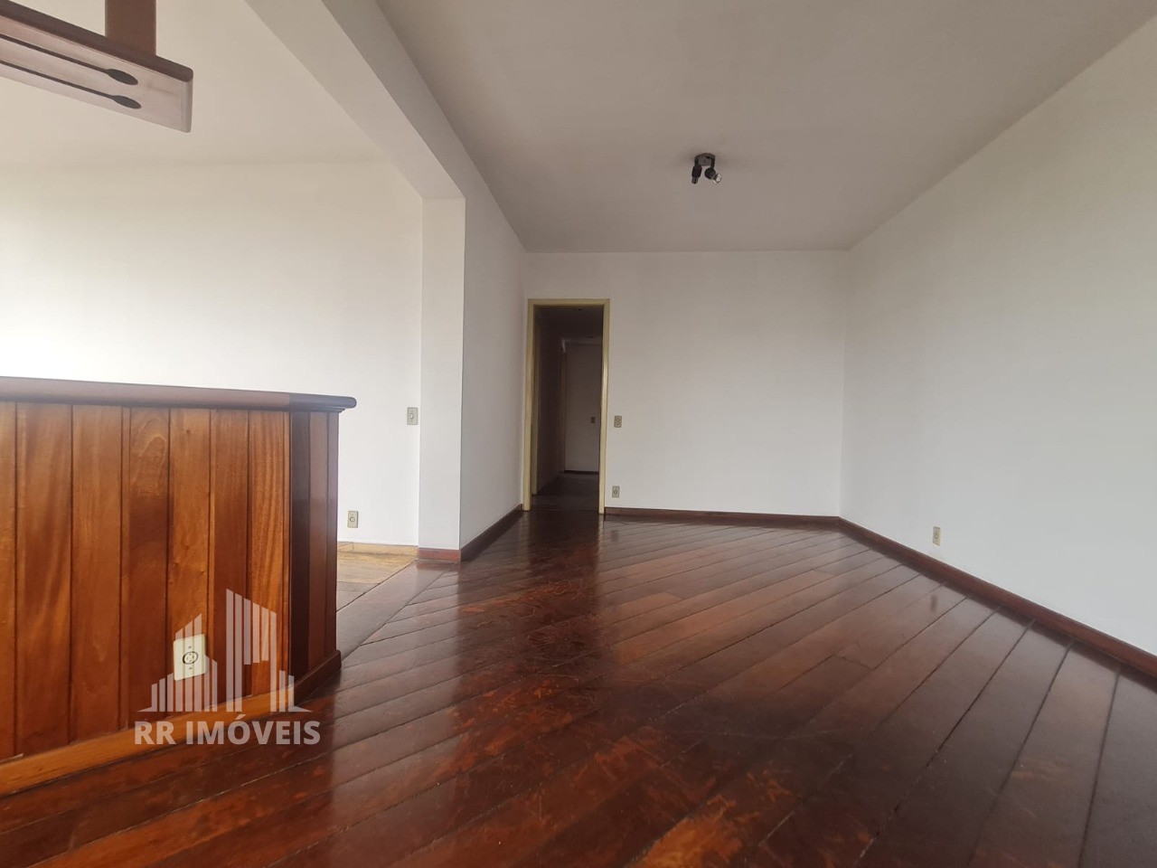 Apartamento à venda com 3 quartos, 130m² - Foto 9