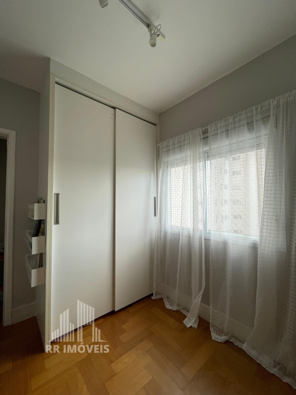 Apartamento à venda com 3 quartos, 132m² - Foto 13