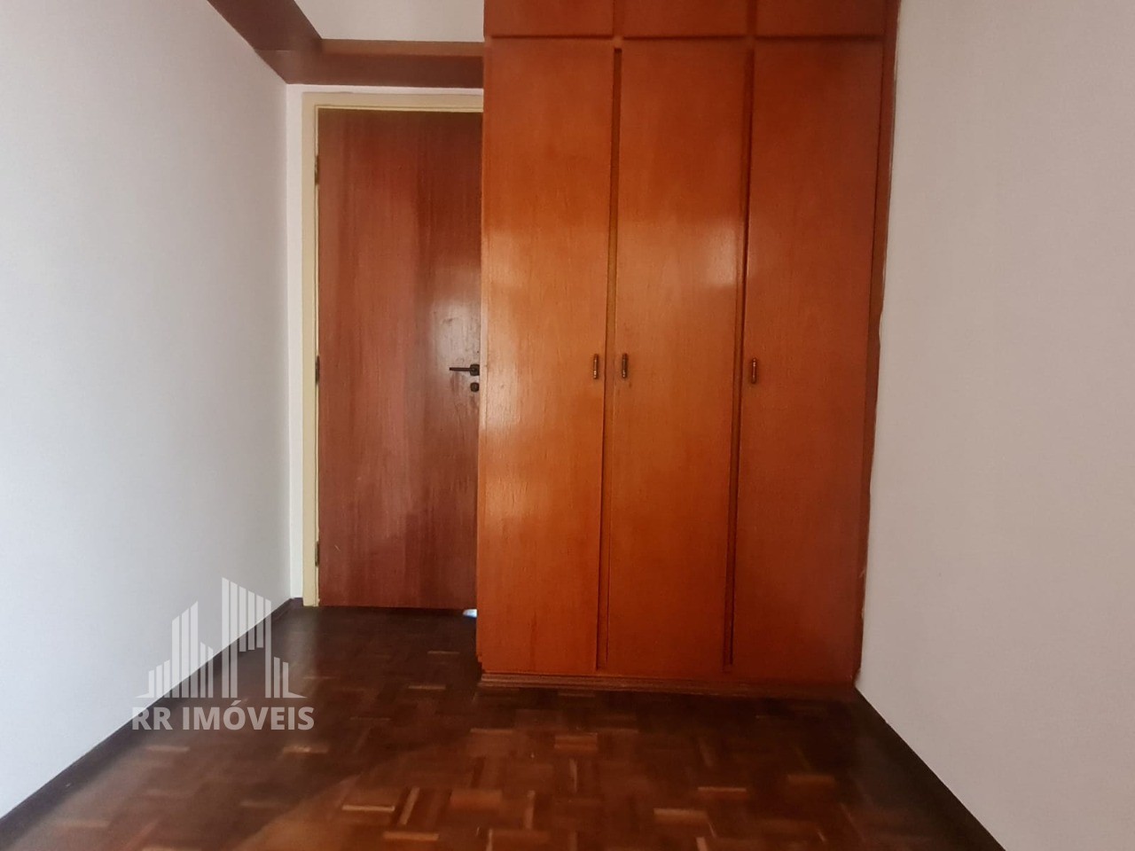 Apartamento à venda com 3 quartos, 130m² - Foto 26