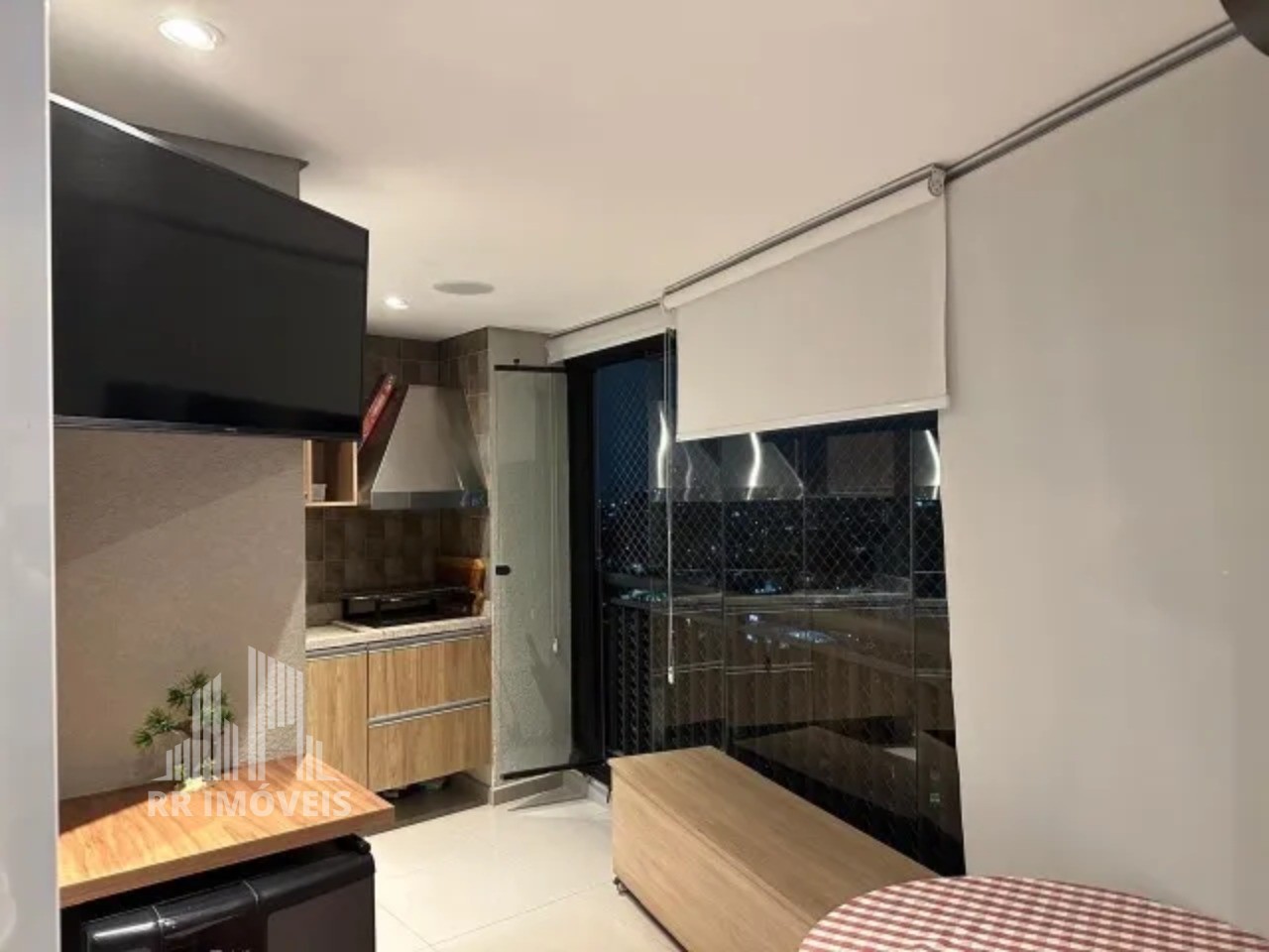 Apartamento à venda com 3 quartos, 87m² - Foto 2