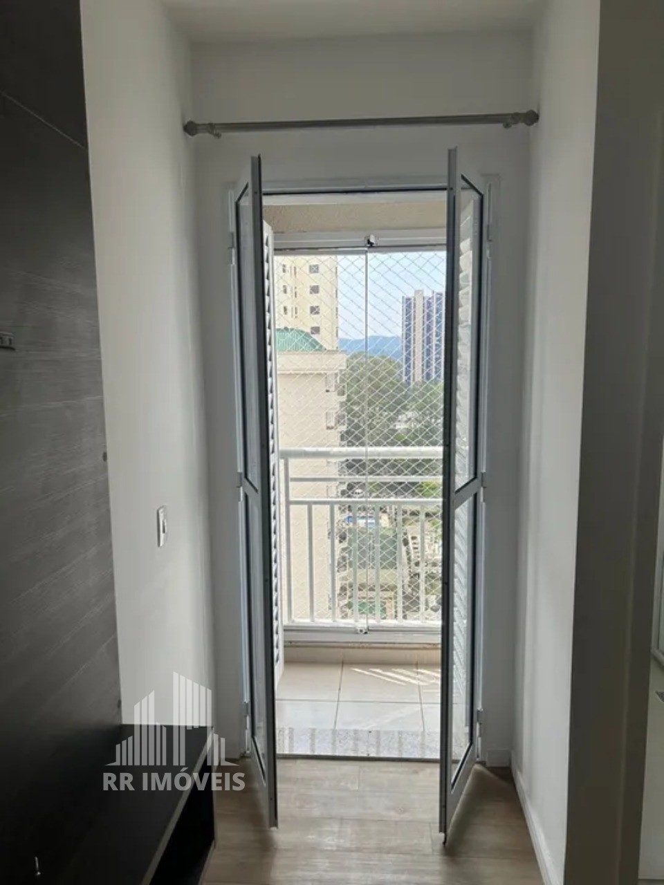 Apartamento para alugar com 2 quartos, 63m² - Foto 12