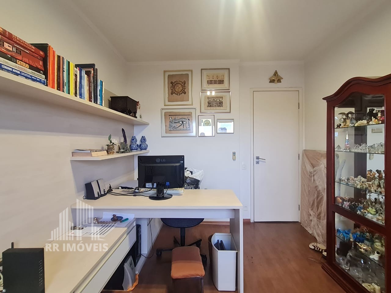 Apartamento à venda com 3 quartos, 130m² - Foto 16