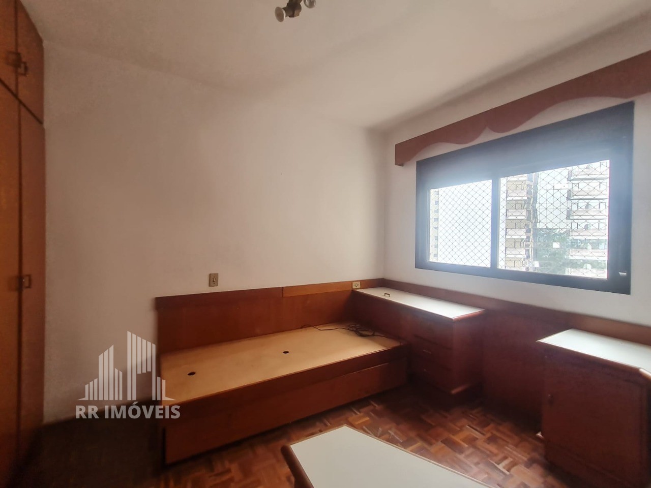 Apartamento à venda com 3 quartos, 130m² - Foto 17