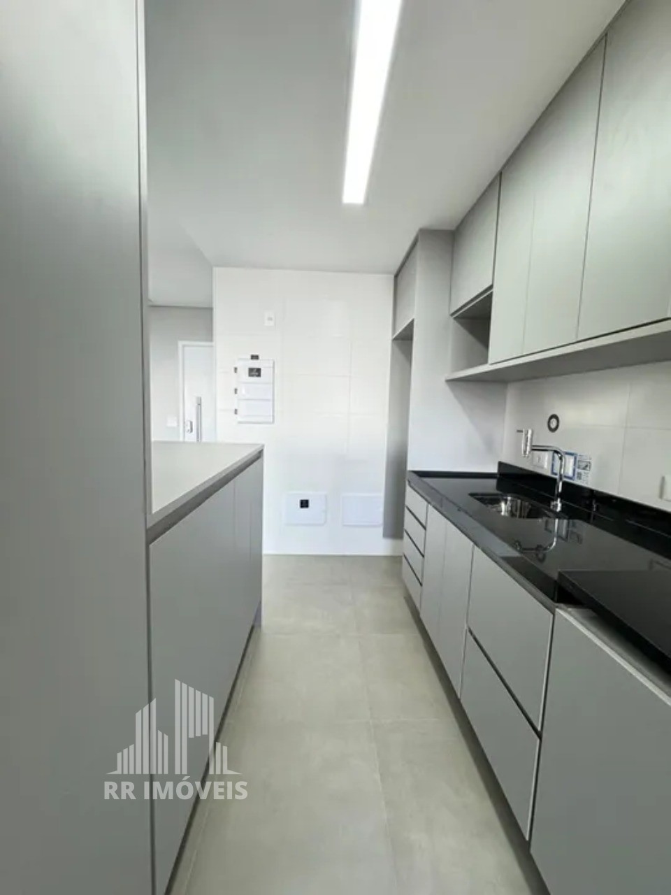 Apartamento à venda com 2 quartos, 95m² - Foto 9