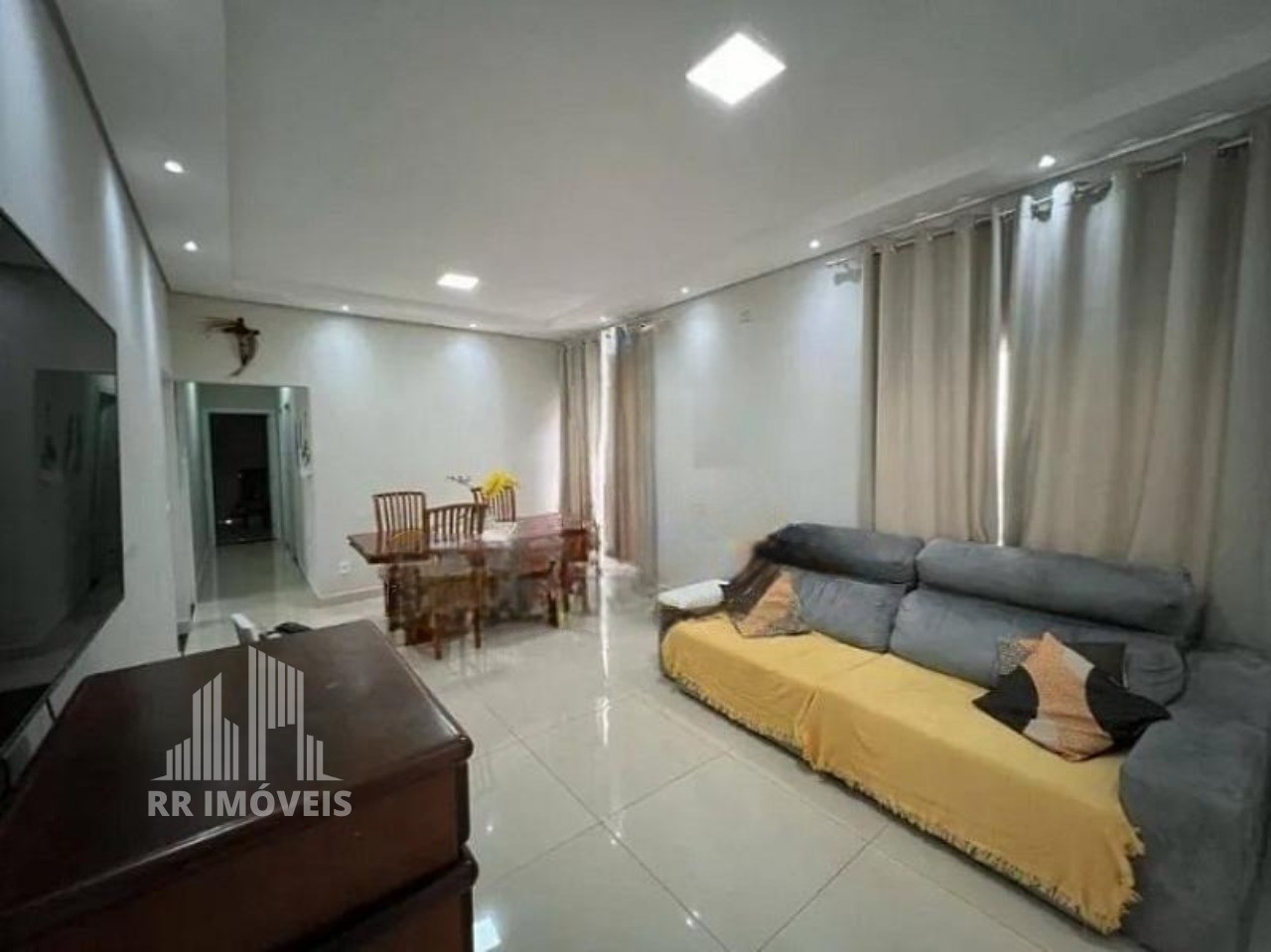 Casa à venda com 3 quartos, 160m² - Foto 3