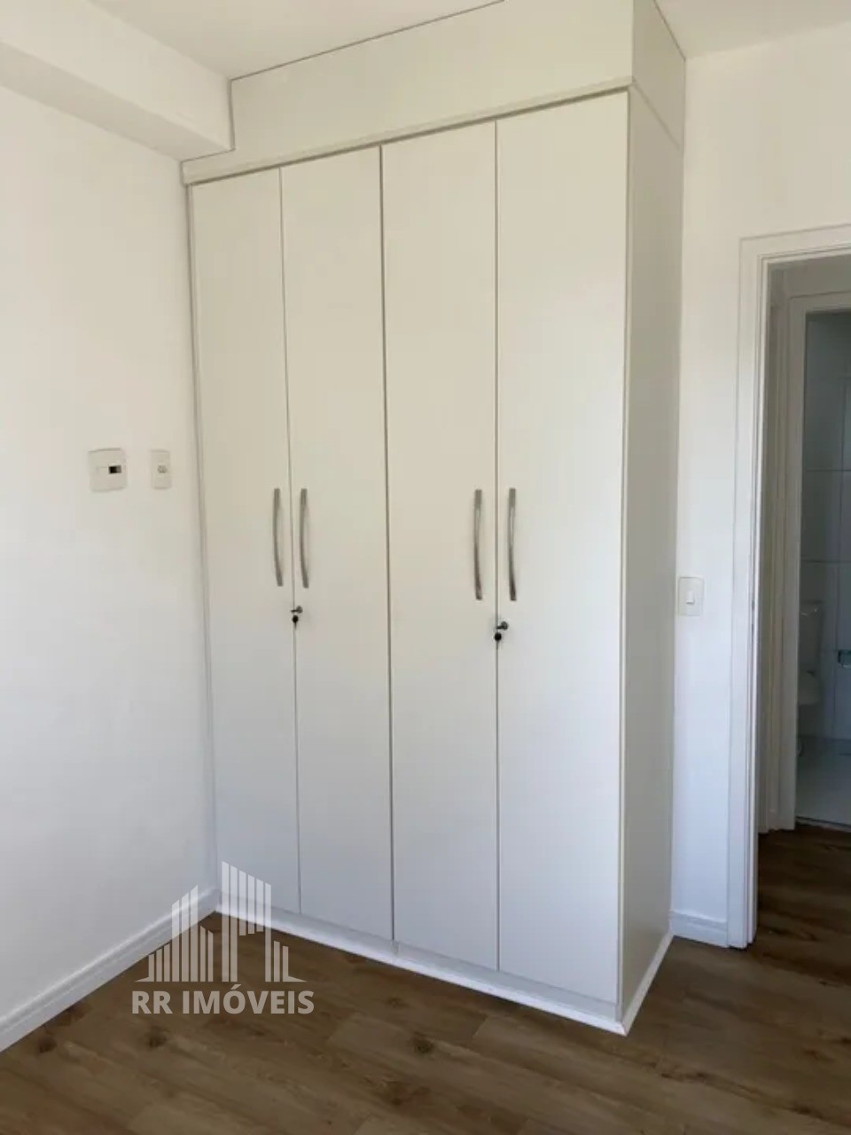 Apartamento para alugar com 2 quartos, 63m² - Foto 11