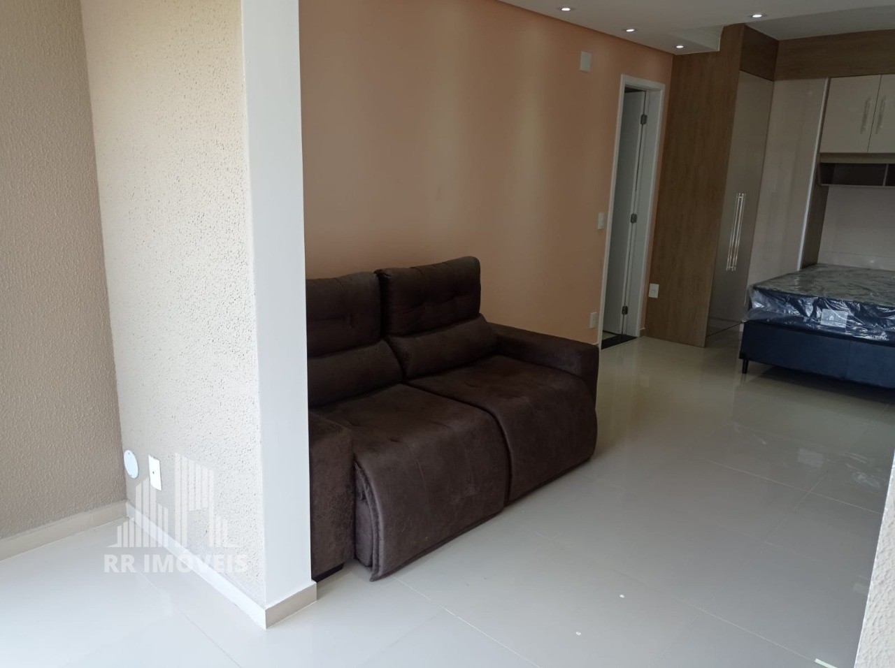 Apartamento à venda com 1 quarto, 50m² - Foto 5