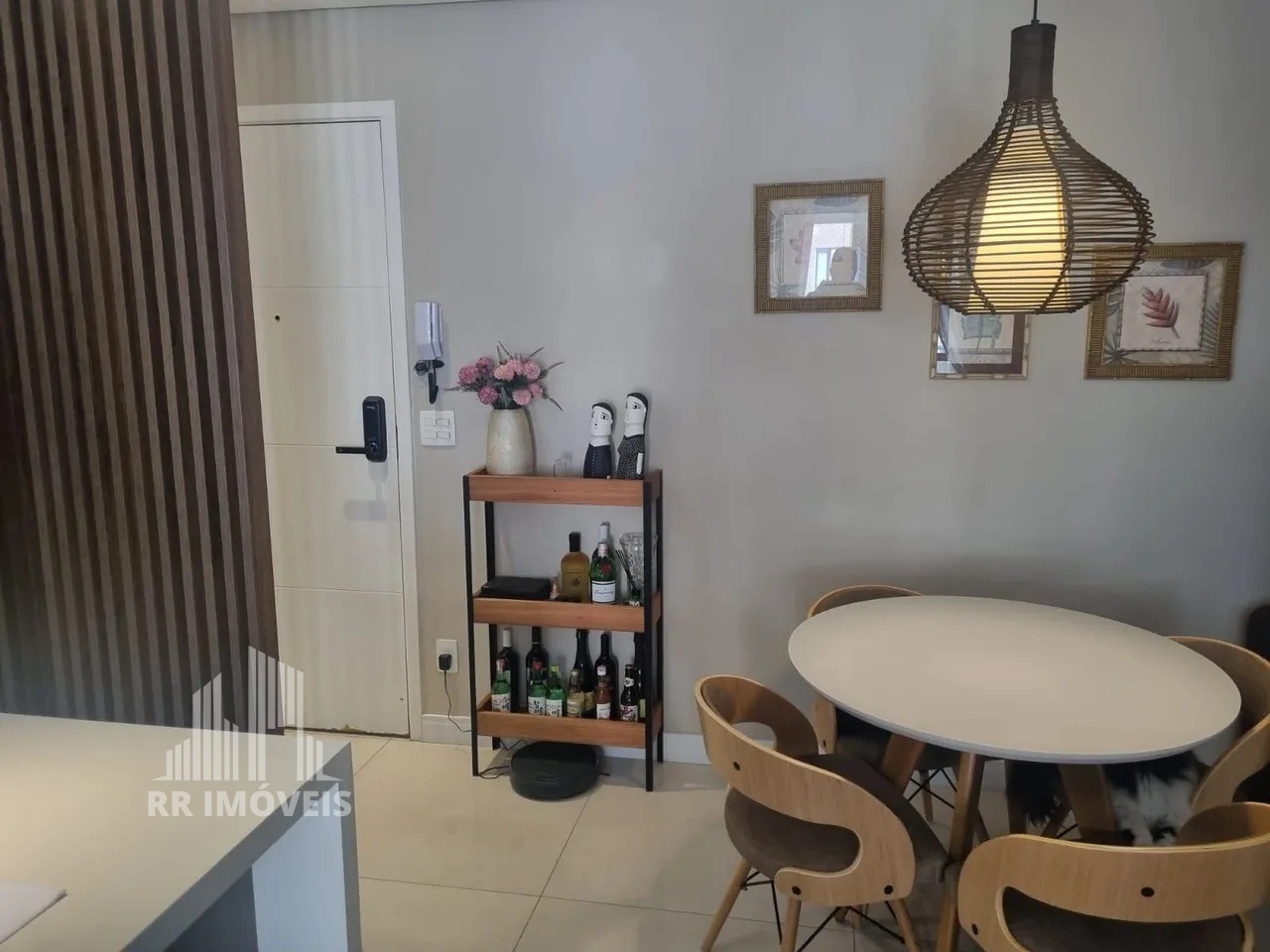 Apartamento à venda com 2 quartos, 62m² - Foto 5