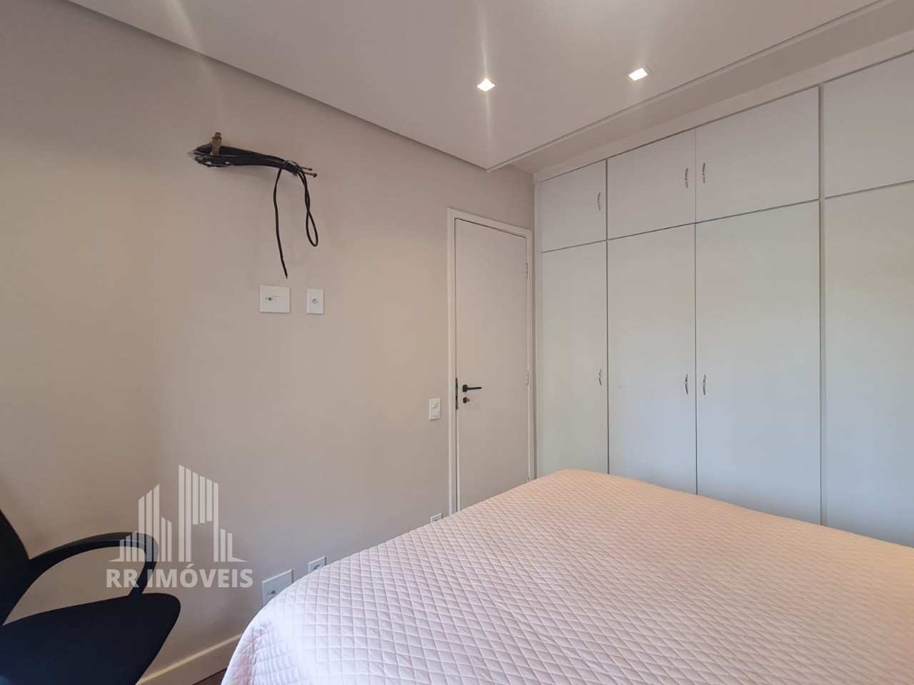 Apartamento à venda com 3 quartos, 130m² - Foto 22