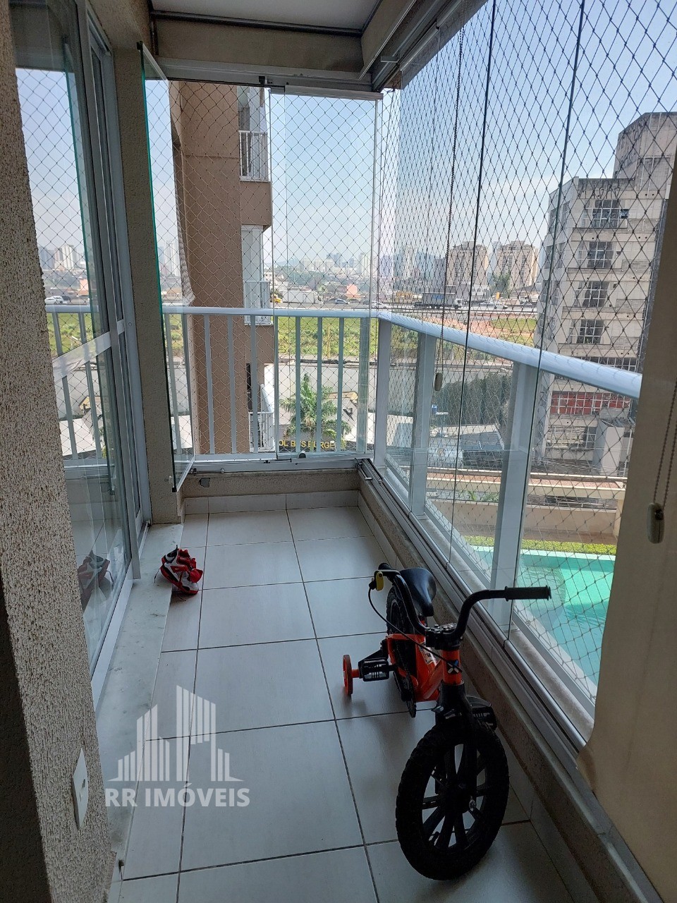 Apartamento à venda com 2 quartos, 62m² - Foto 3