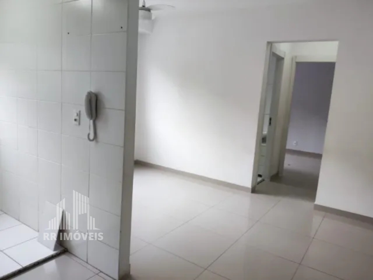 Apartamento à venda com 2 quartos, 51m² - Foto 3