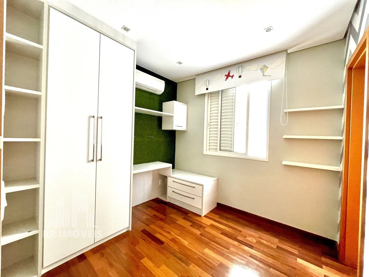 Apartamento à venda com 3 quartos, 122m² - Foto 10