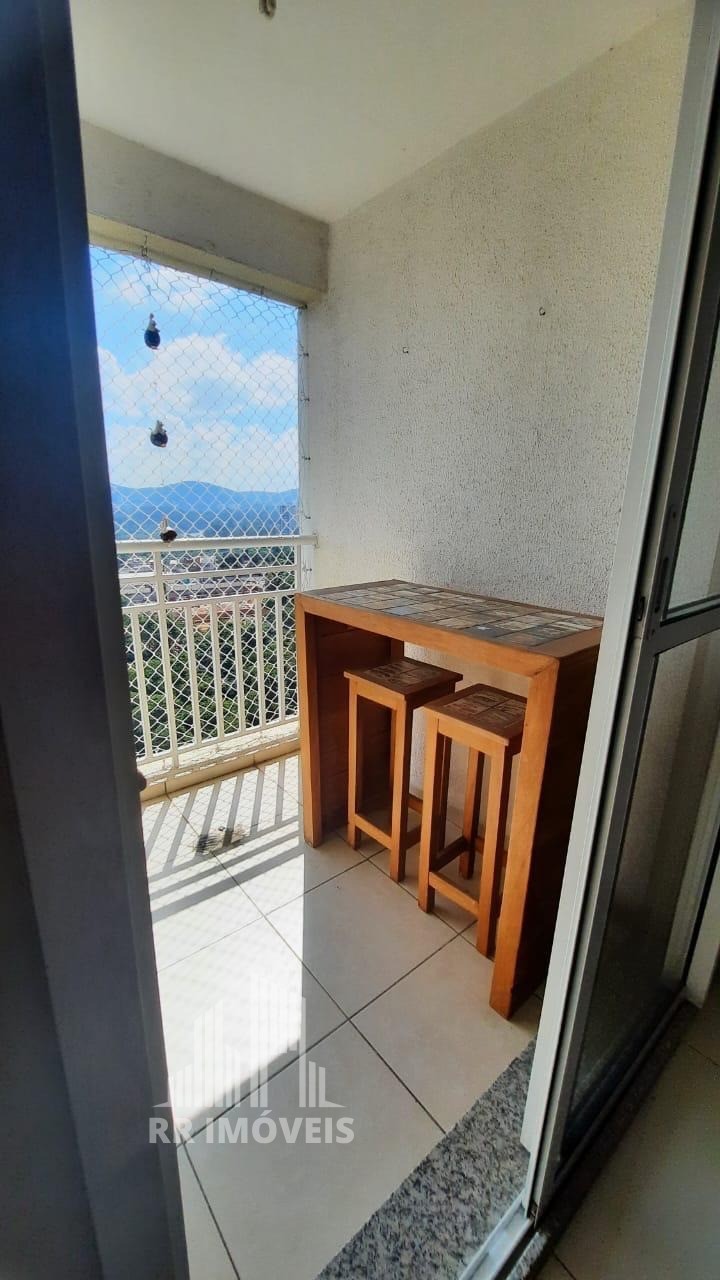 Apartamento para alugar com 2 quartos, 73m² - Foto 4