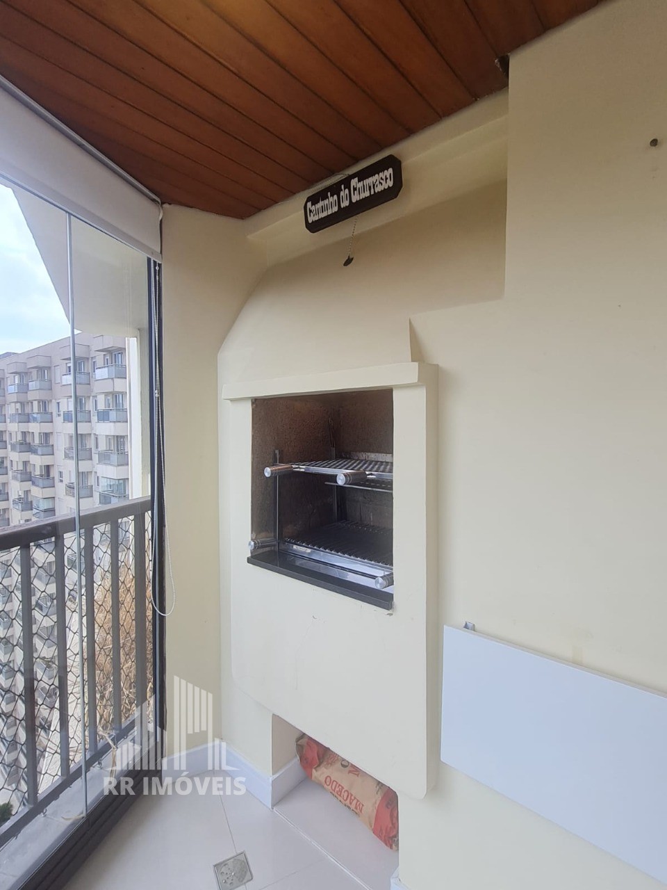 Apartamento à venda com 3 quartos, 110m² - Foto 4