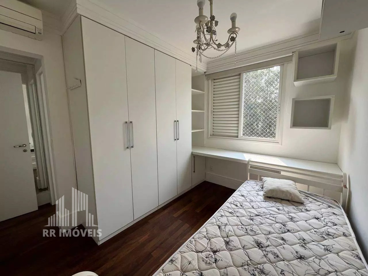 Apartamento à venda com 3 quartos, 122m² - Foto 19