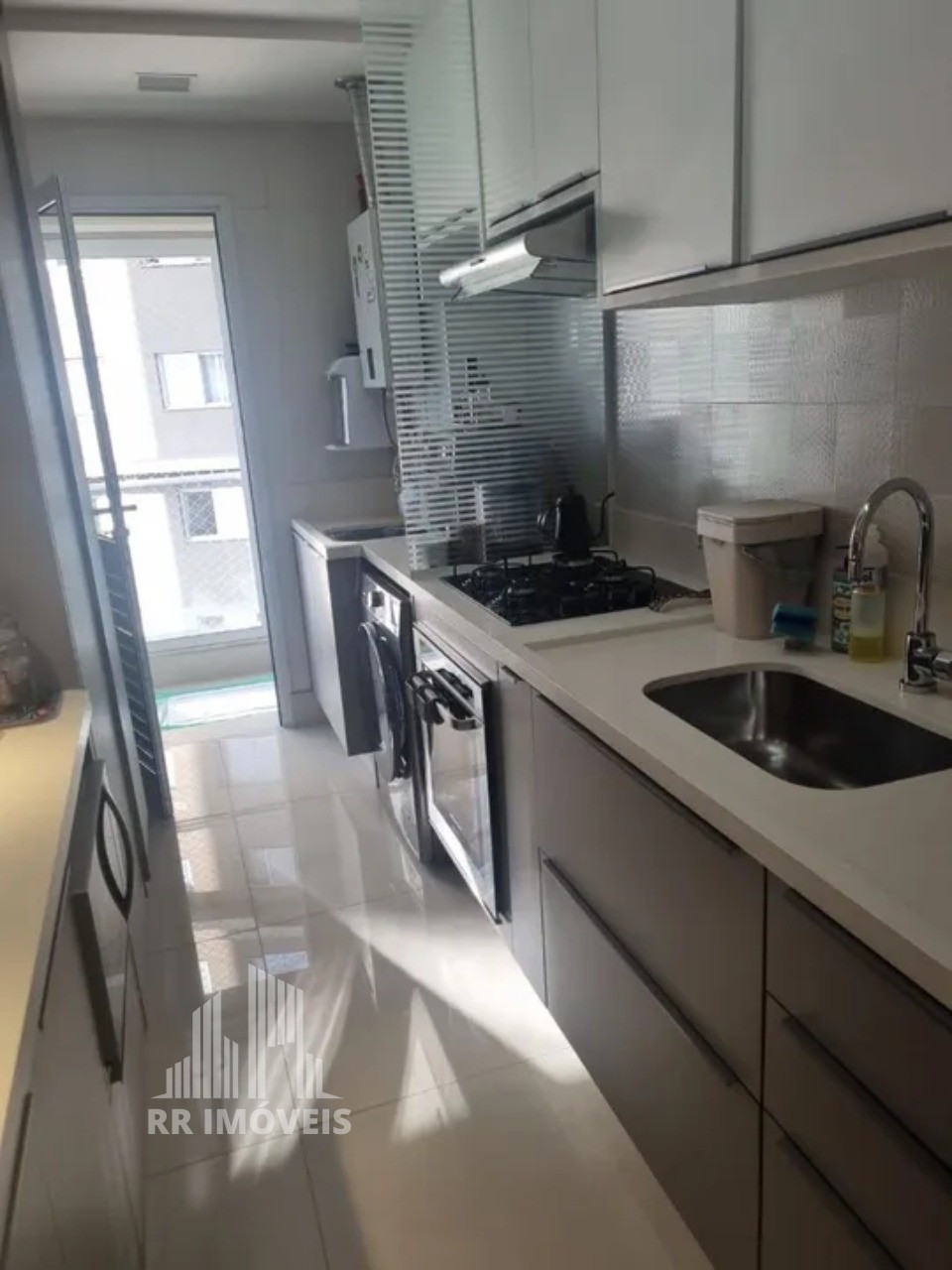 Apartamento à venda com 2 quartos, 62m² - Foto 8