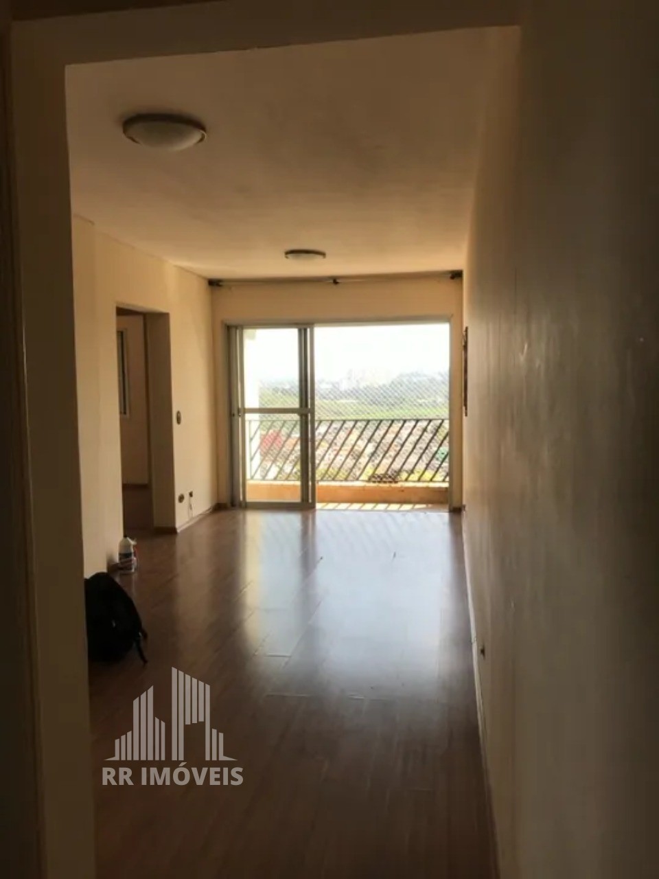 Apartamento à venda com 2 quartos, 73m² - Foto 3