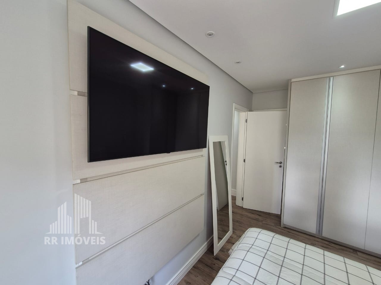 Apartamento à venda com 2 quartos, 68m² - Foto 17