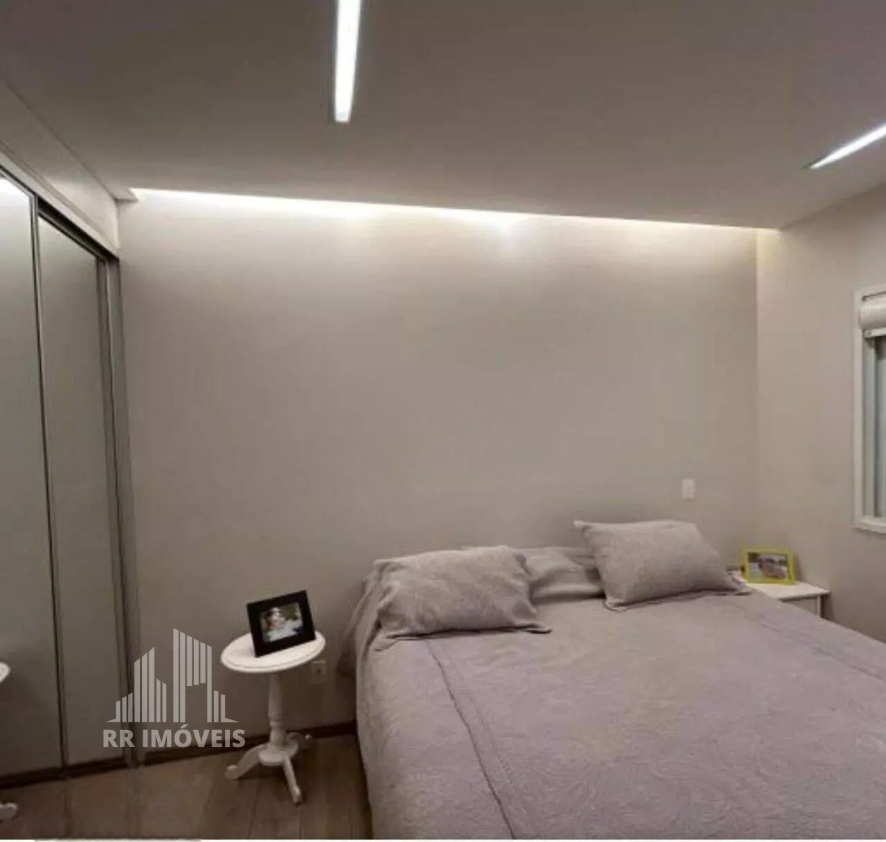 Apartamento à venda com 3 quartos, 133m² - Foto 9