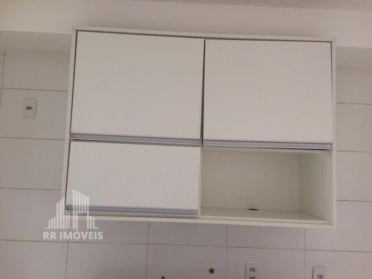 Apartamento para alugar com 2 quartos, 68m² - Foto 13