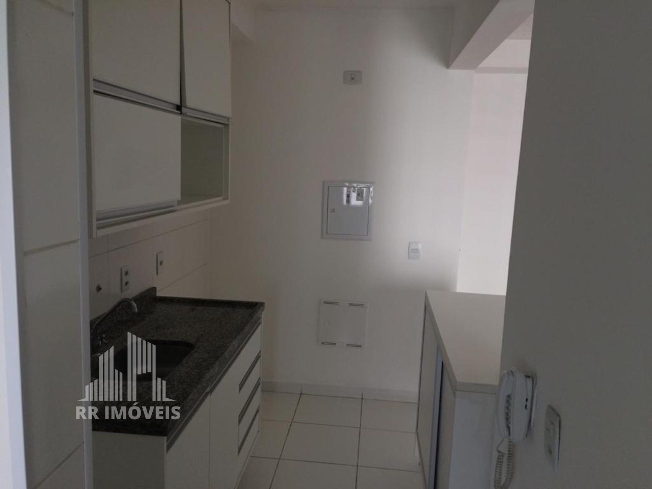 Apartamento para alugar com 2 quartos, 68m² - Foto 14