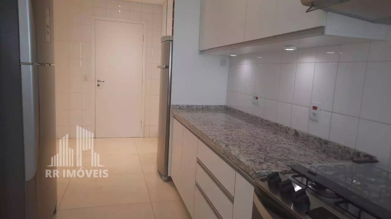 Apartamento à venda com 3 quartos, 170m² - Foto 8