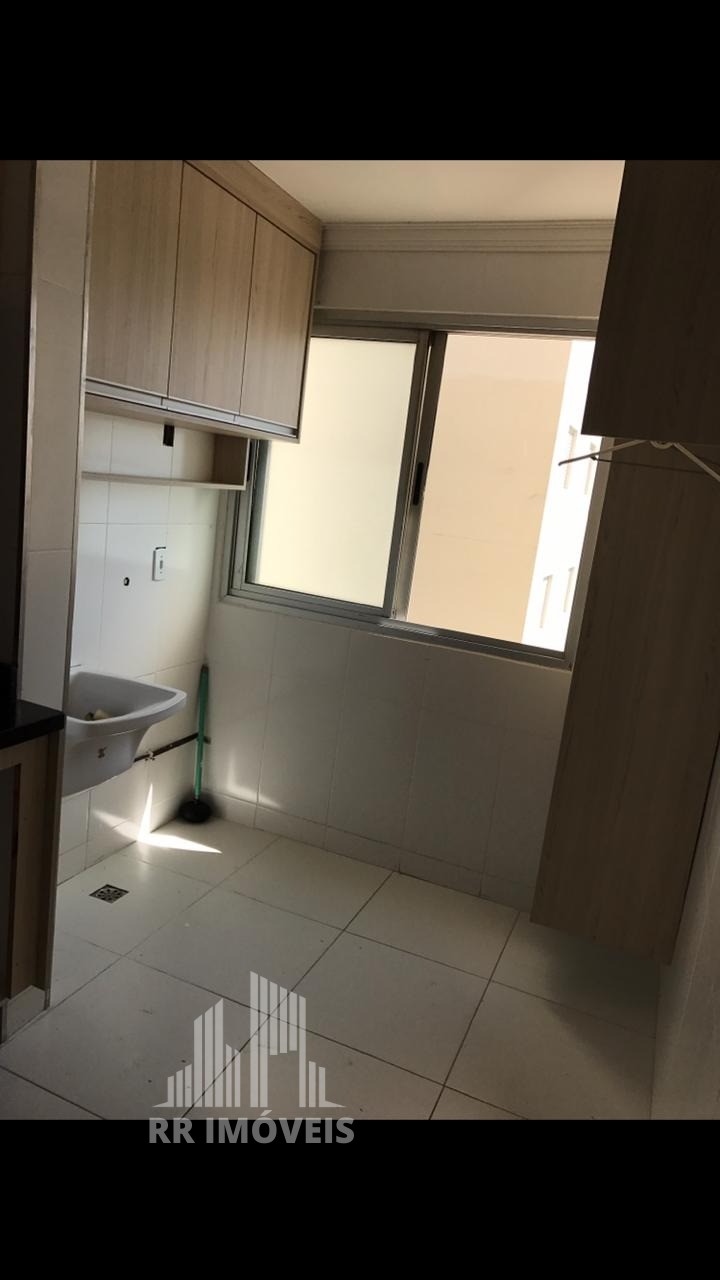 Apartamento à venda com 2 quartos, 61m² - Foto 4