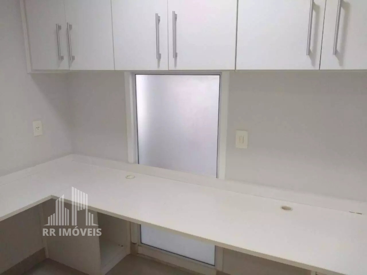 Apartamento à venda com 3 quartos, 170m² - Foto 13