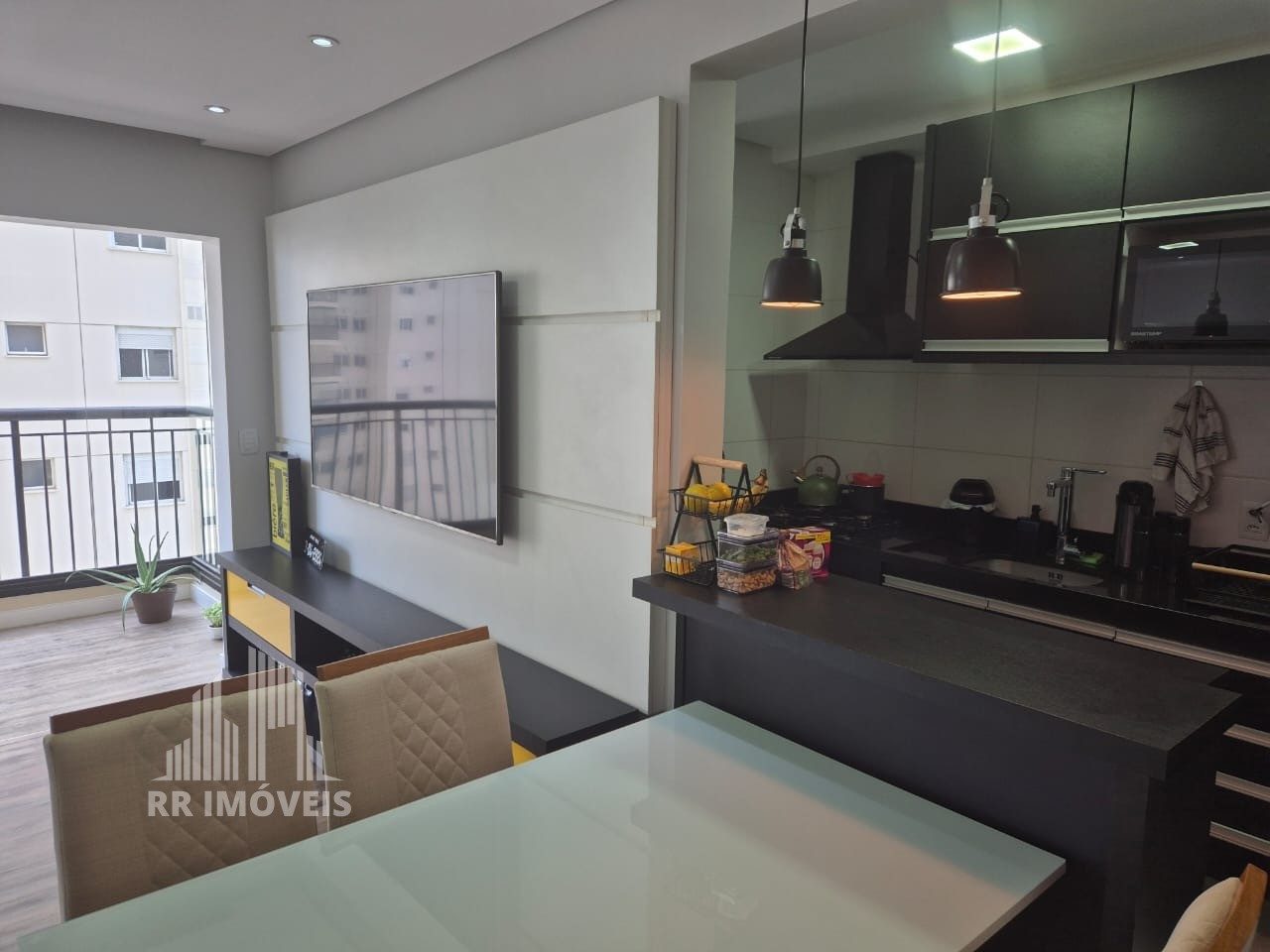 Apartamento à venda com 2 quartos, 68m² - Foto 8