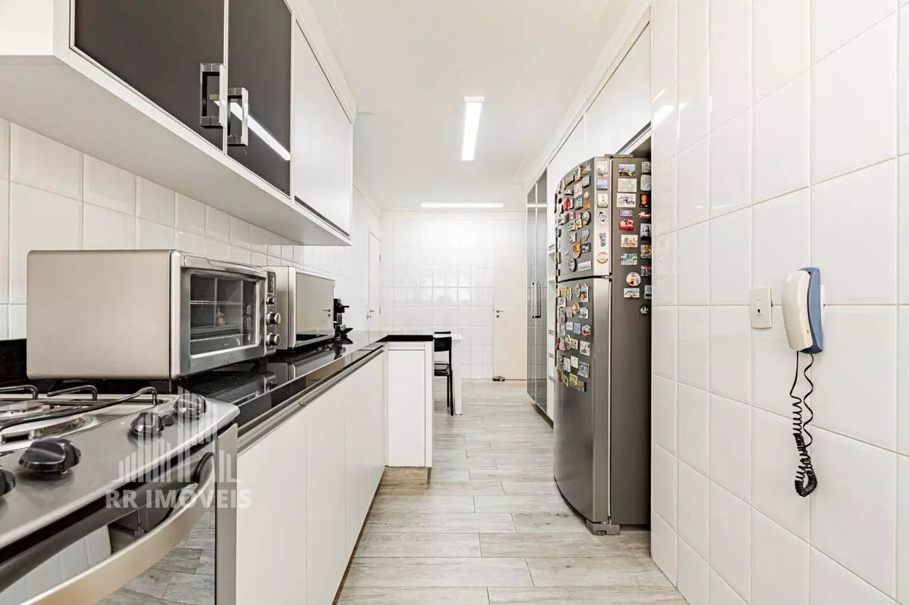 Apartamento à venda com 3 quartos, 170m² - Foto 10